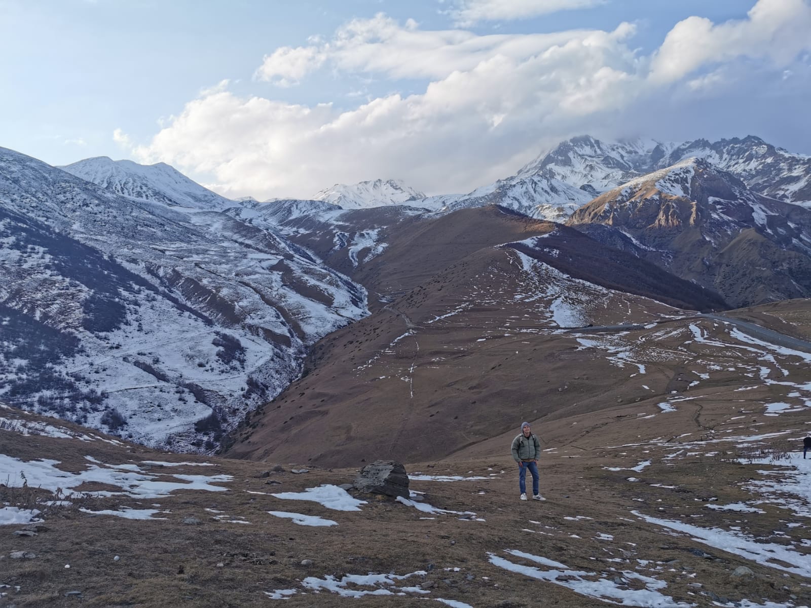Elliott in the mountains